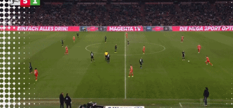 第68分钟,格雷茨卡快开任意球,凯恩助攻格雷罗破门,拜仁5-1